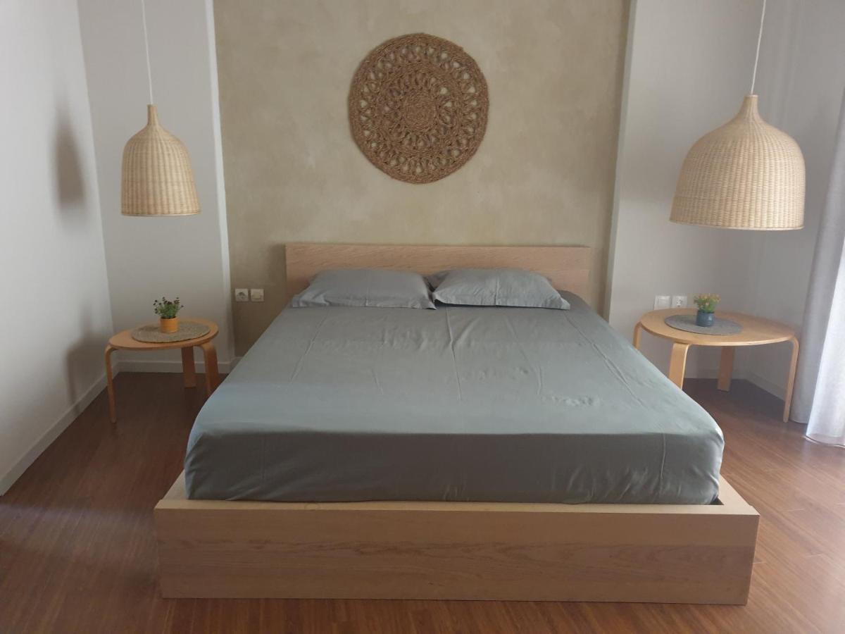 A Pleasent Small -Studio Close To The Port Of Volos Exterior photo